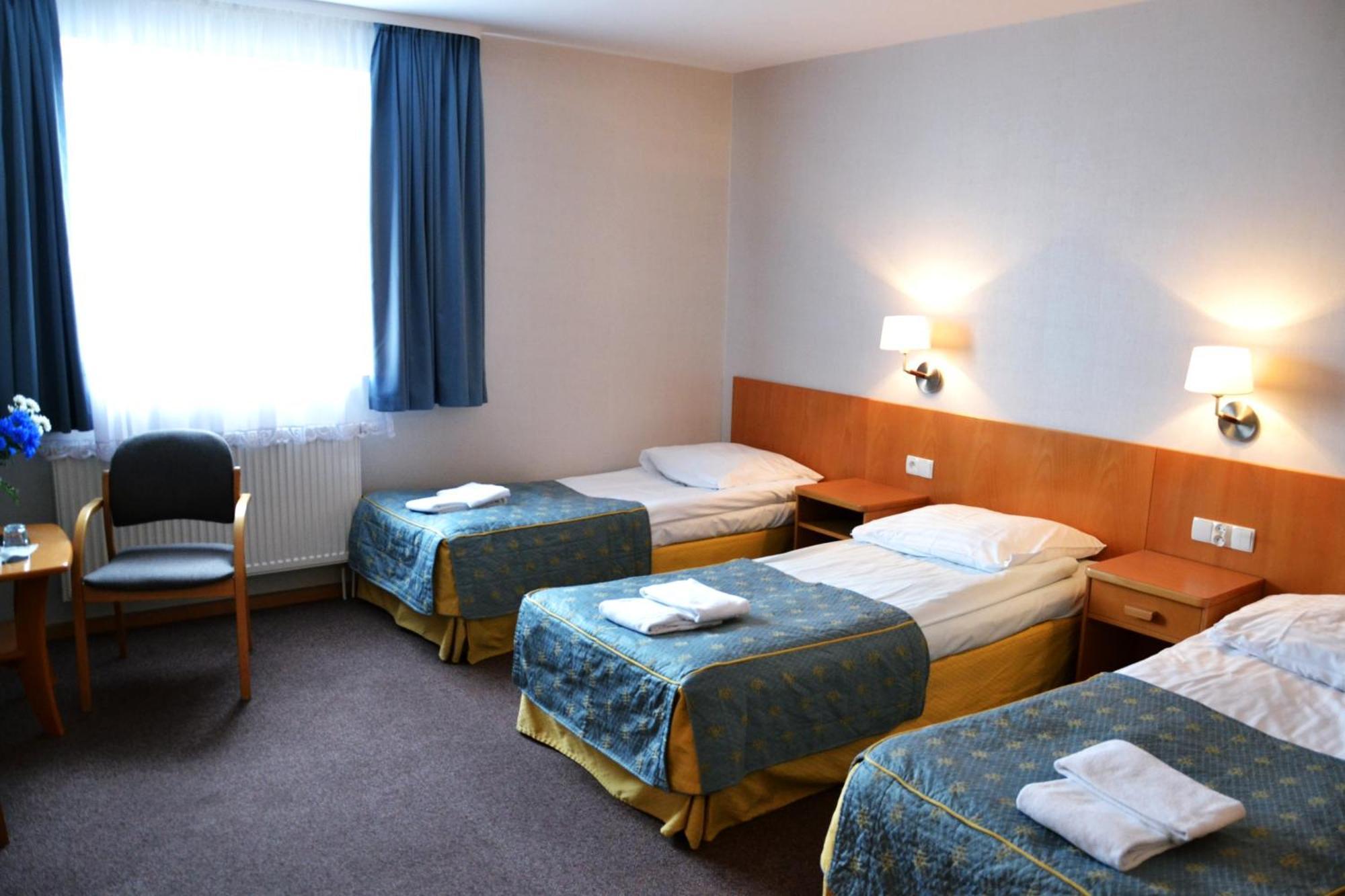 Hotel Orlik Płońsk Quarto foto